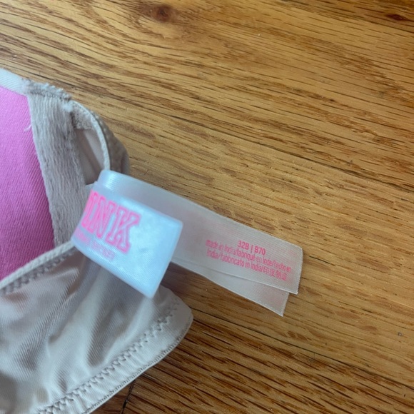 PINK bra - Picture 5 of 5